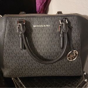 Michael Kors Large Ciara Satchel